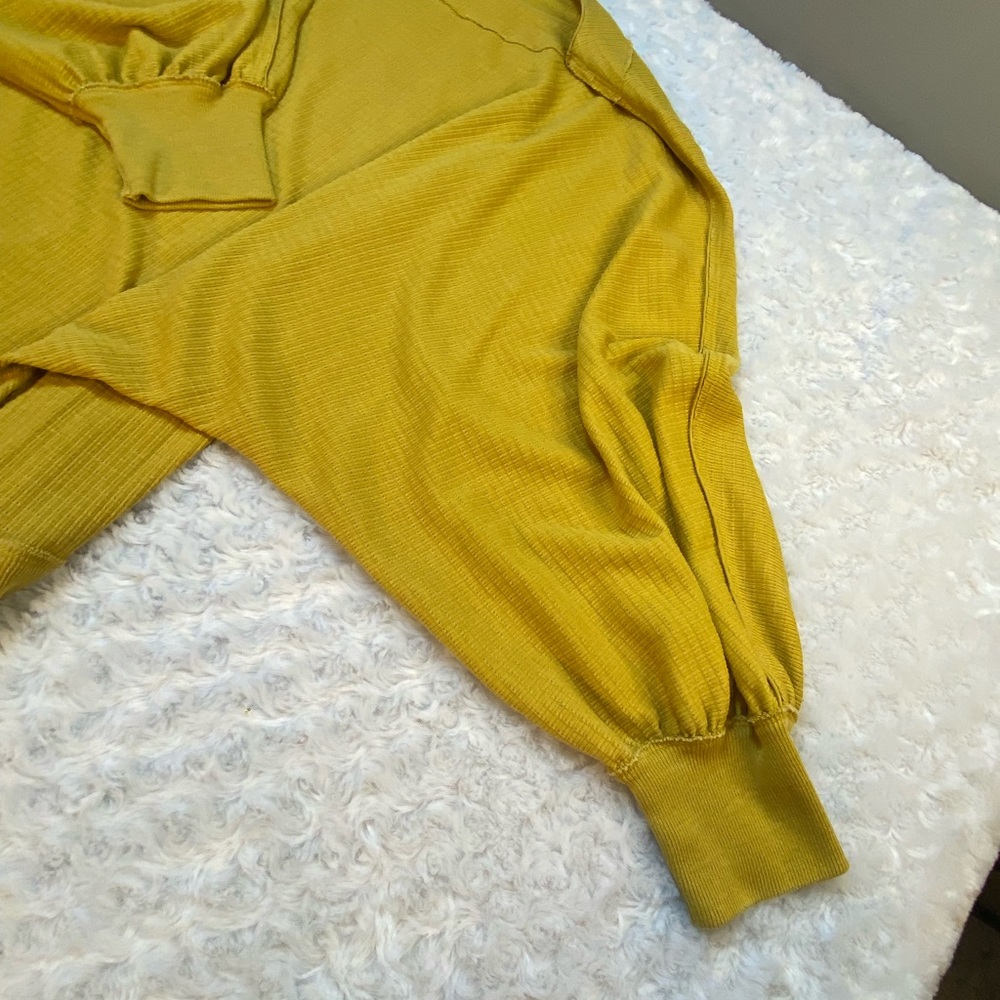 We The Free Tunic Top Size L Mustard Raw Seams Light Weight Oversized Sleeves - Picture 9 of 9